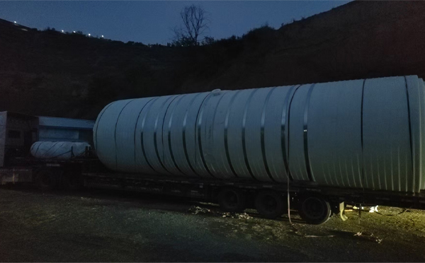 天水圆桶运输途中